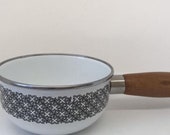 Collection Enamel Stove Top Pots Saucepans