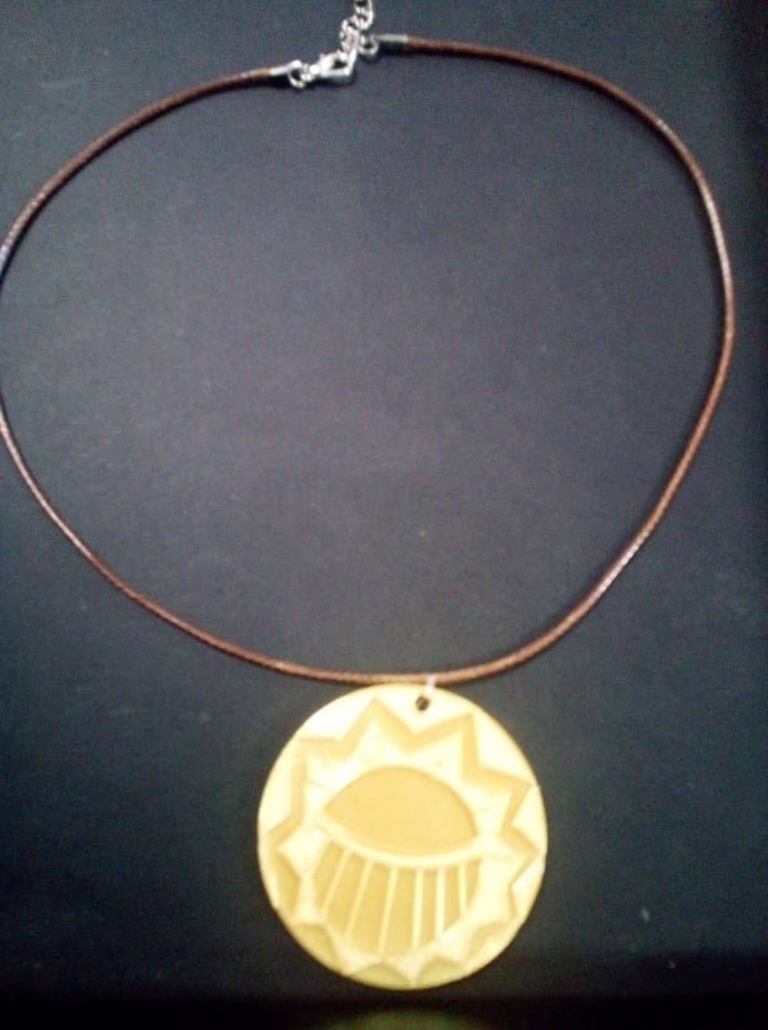 Medaillon Les Mystérieuses Cités D or Médaillons de esteban et zia des mystérieuses cités d'or - Etsy Canada