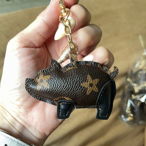Pig bag charm and top key holder