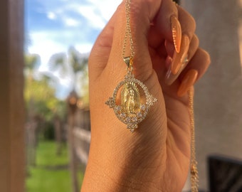 Free Shipping Ornate Pendant Women&#39;s Virgin Mary de Guadalupe Religious Girls Gift Virgen de Guadalupe Necklace