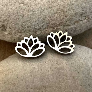 Lotus leichte Ohrringe