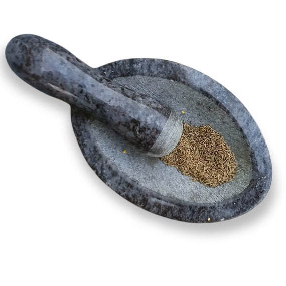 spice crusher stone