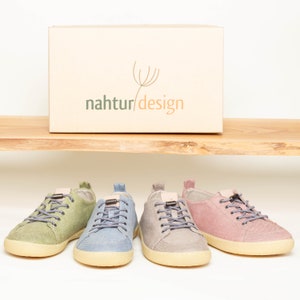Barefoot shoes made of organic linen with natural rubber soles, unisex