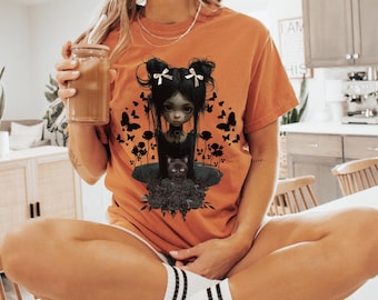 Gothic Doll Art Shirt, dunkelästhetische Illustration (PNG Digital)