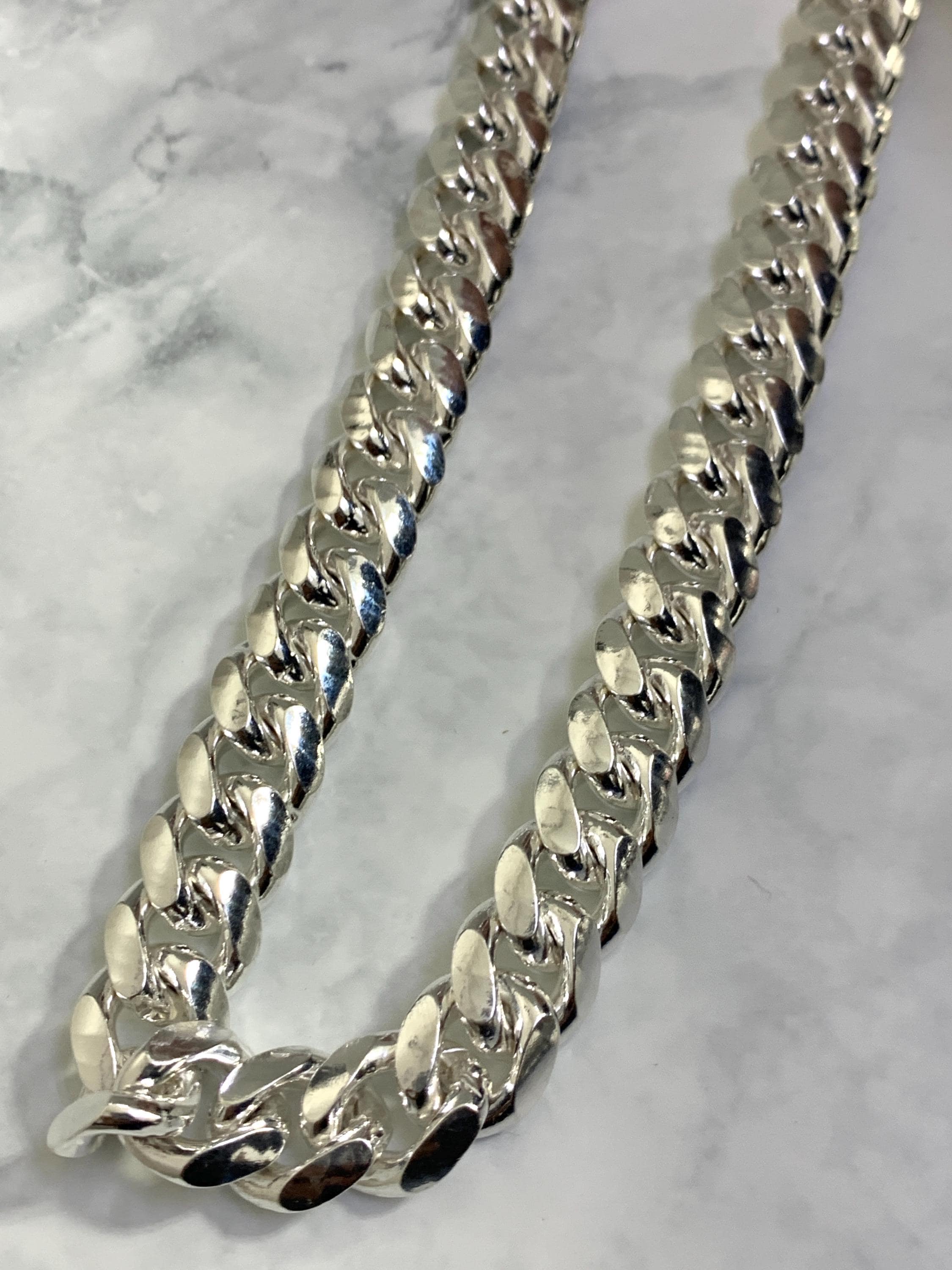 Savlano 925スターリングシルバー イタリア製 ソリッドビーズボール ドッグタグチェーンネックレス ギフトボックス付き 男 並行輸入品 Savlano 925スターリングシルバー 5.5mm イタリア製 ソリッドフィガロ