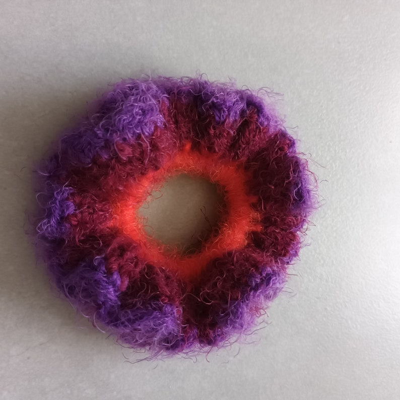 Scrunchies/Chouchous tout doux en crochet handmade RougeBordeauxViolet