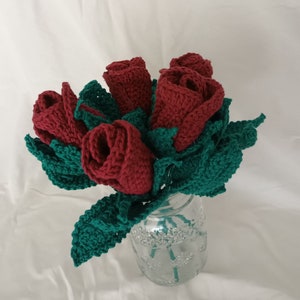 Bouquet of crochet Roses its Fragrance Bordeaux