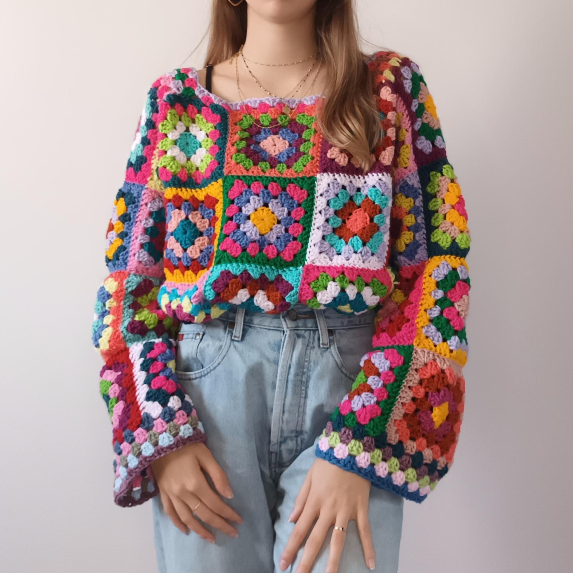 プラスサイズのマルチカラーグラニースクエアクロシェセーター