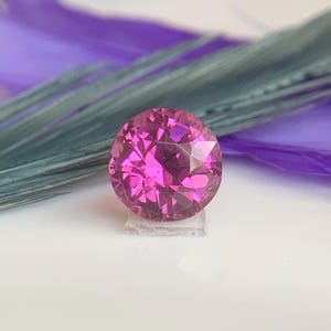Rare Round Pink Garnet – Malaya Gemstone from Tanzania