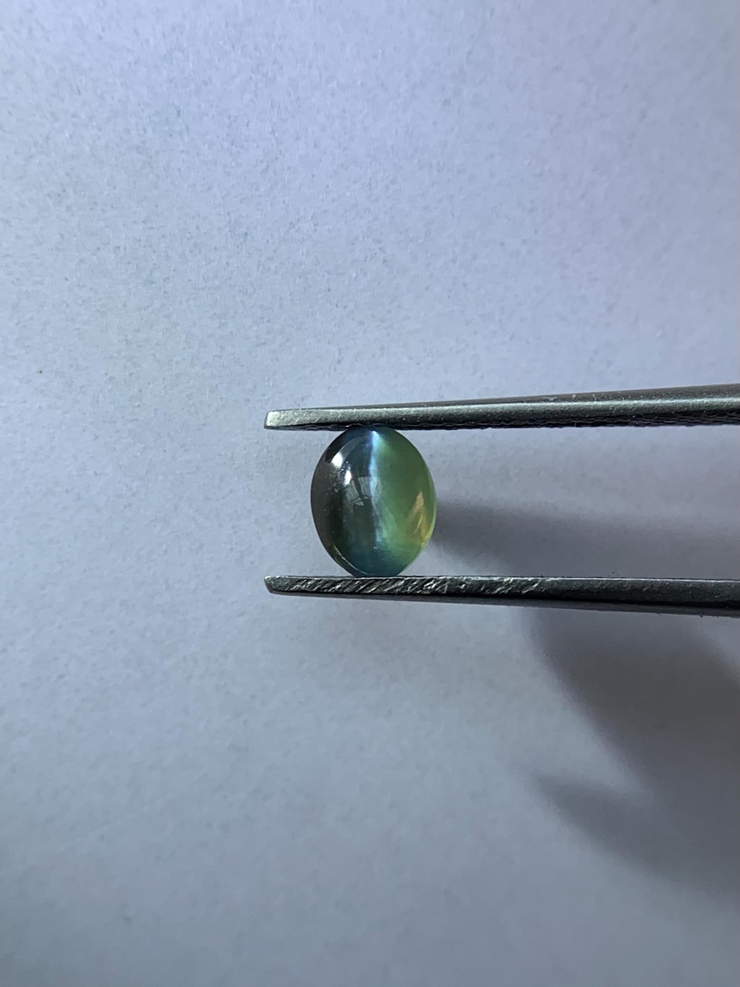 genuine-alexandrite-cat-s-eye-gemstone-oval-cabochon-colour-change