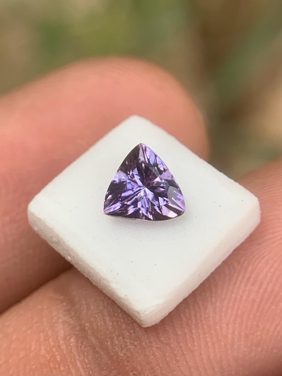 Unheated Tanzanite Round Cut Gemstone – Distinctive Brown-purple