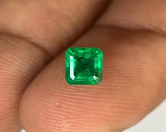 Square Cut Emerald | Natural Zambian Gemstone | Minor Oil | Vibrant Green Color
