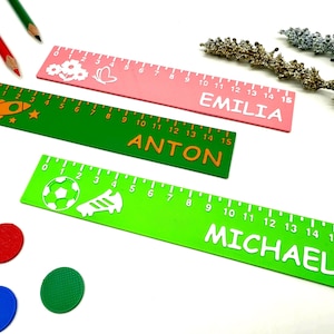 Rechtshänder Lineal mit Name, personalisiertes Geschenk zur Einschulung / 3DKidsDesigns