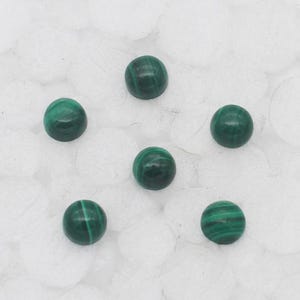 Malachit Stein Größe 5 x 5 mm rund Cabochon & 0,60 ct Gewicht AAA Qualität lose Edelsteine für die Schmuckherstellung