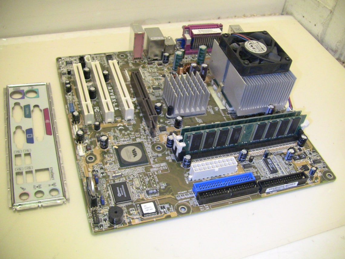 Asus A7V8X-LA Socket A AMD Motherboard with Athlon 2800 | Etsy