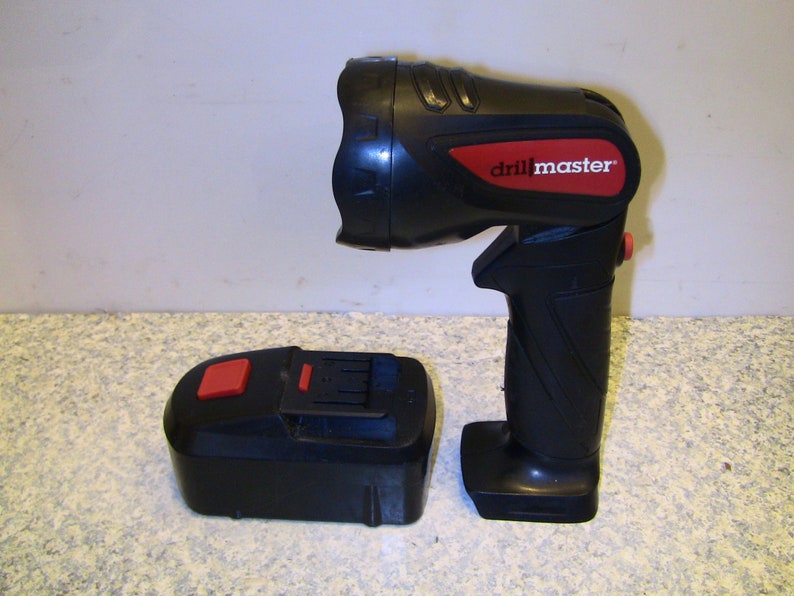 Drill Master 69652 Cordless Adjustable Flashlight 18 Volt Etsy