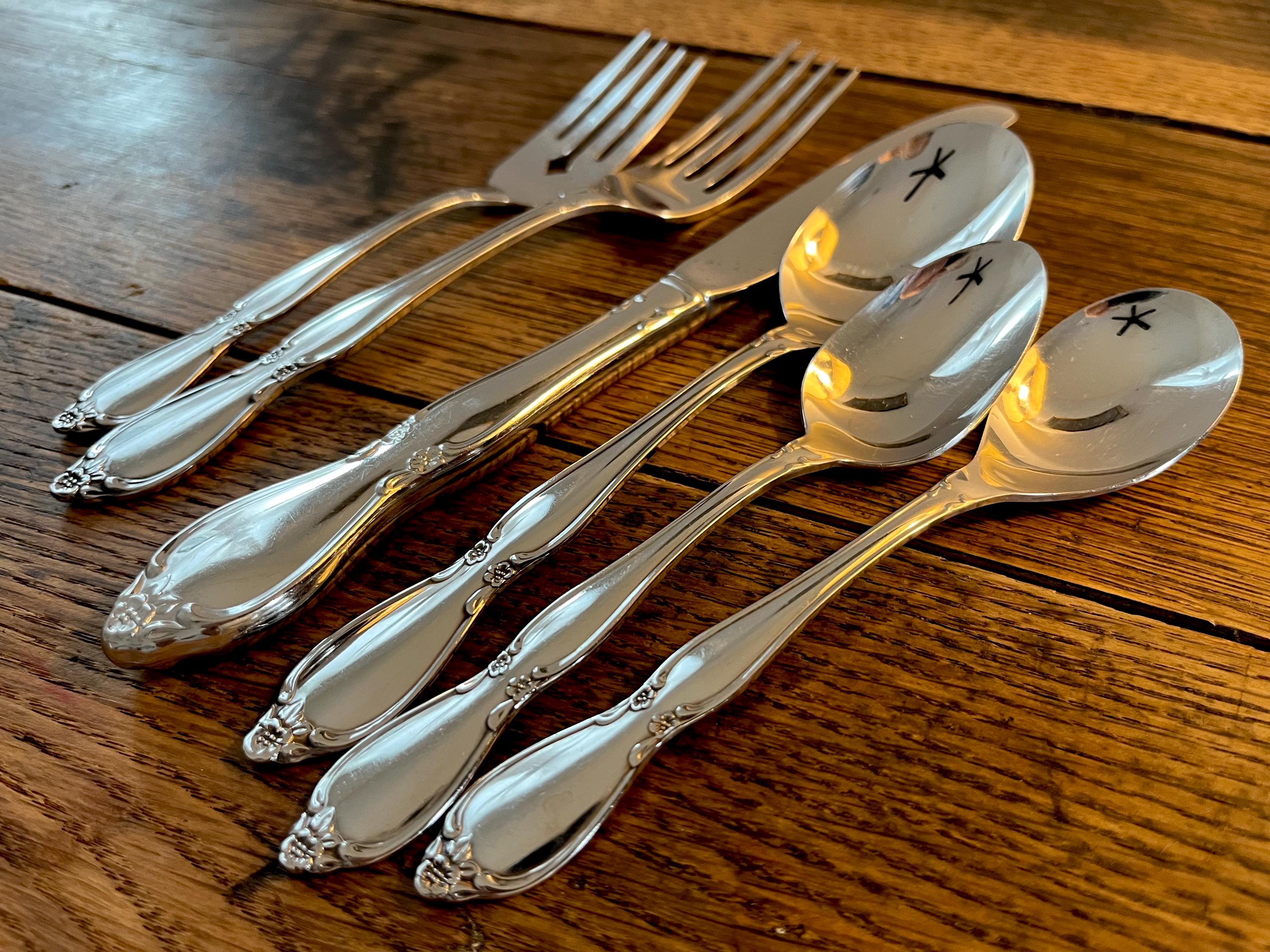 Oneida Silverware Full Set - Etsy