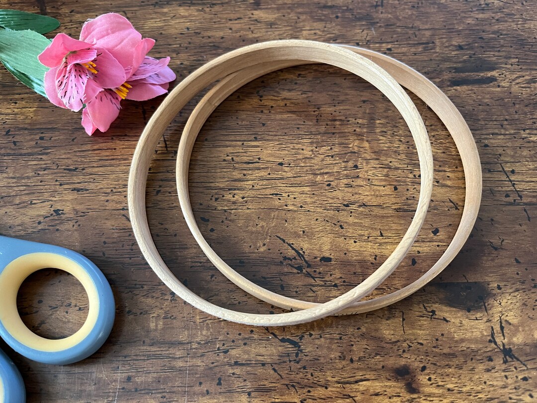 Vintage Wood Embroidery Hoop, Almost Pristine Duchess Wood Embroidery