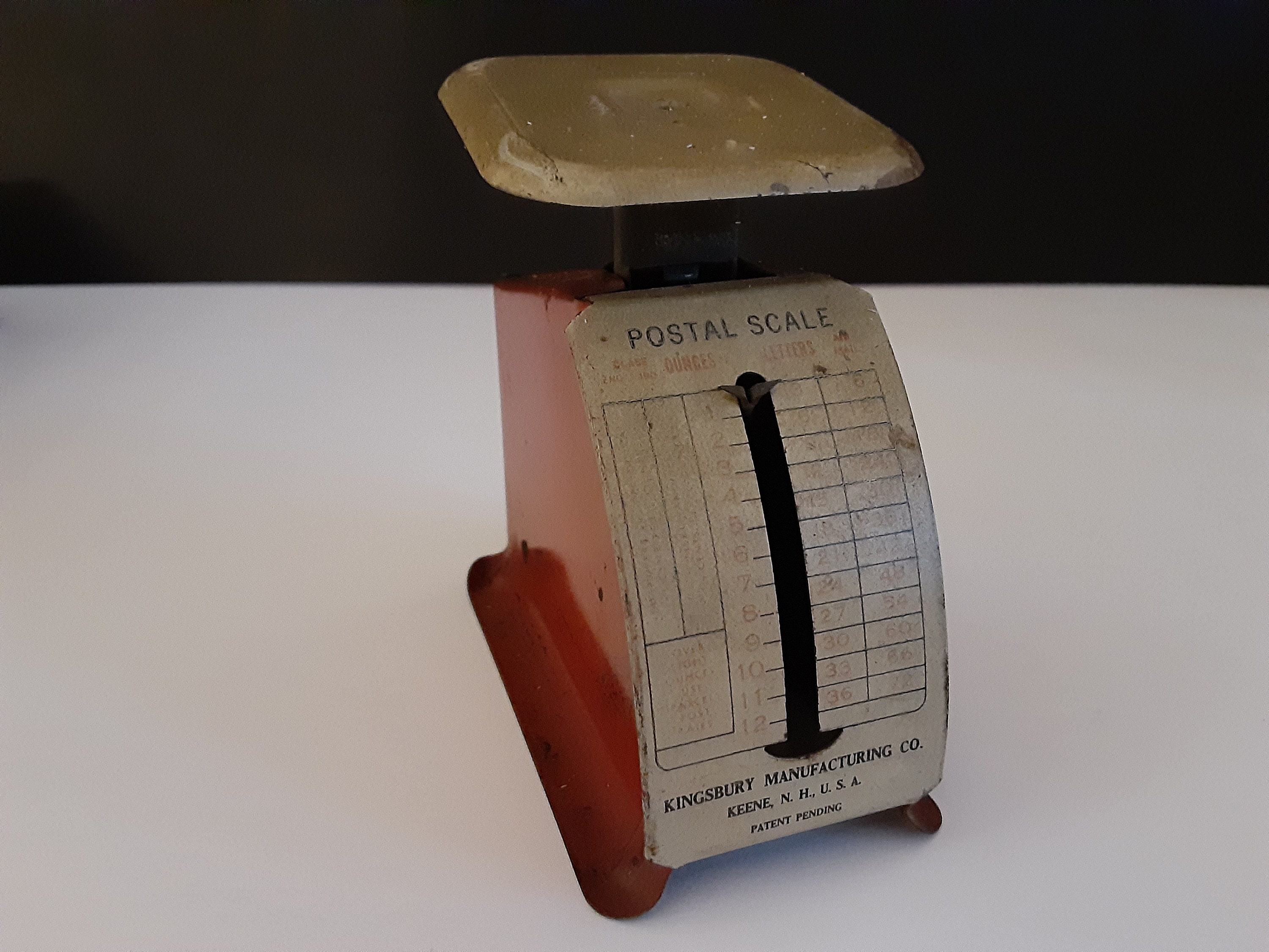 Old Antique THE SUPERIOR POSTAL SCALE 4 LBS Capacity Table Top POSTAL SCALE