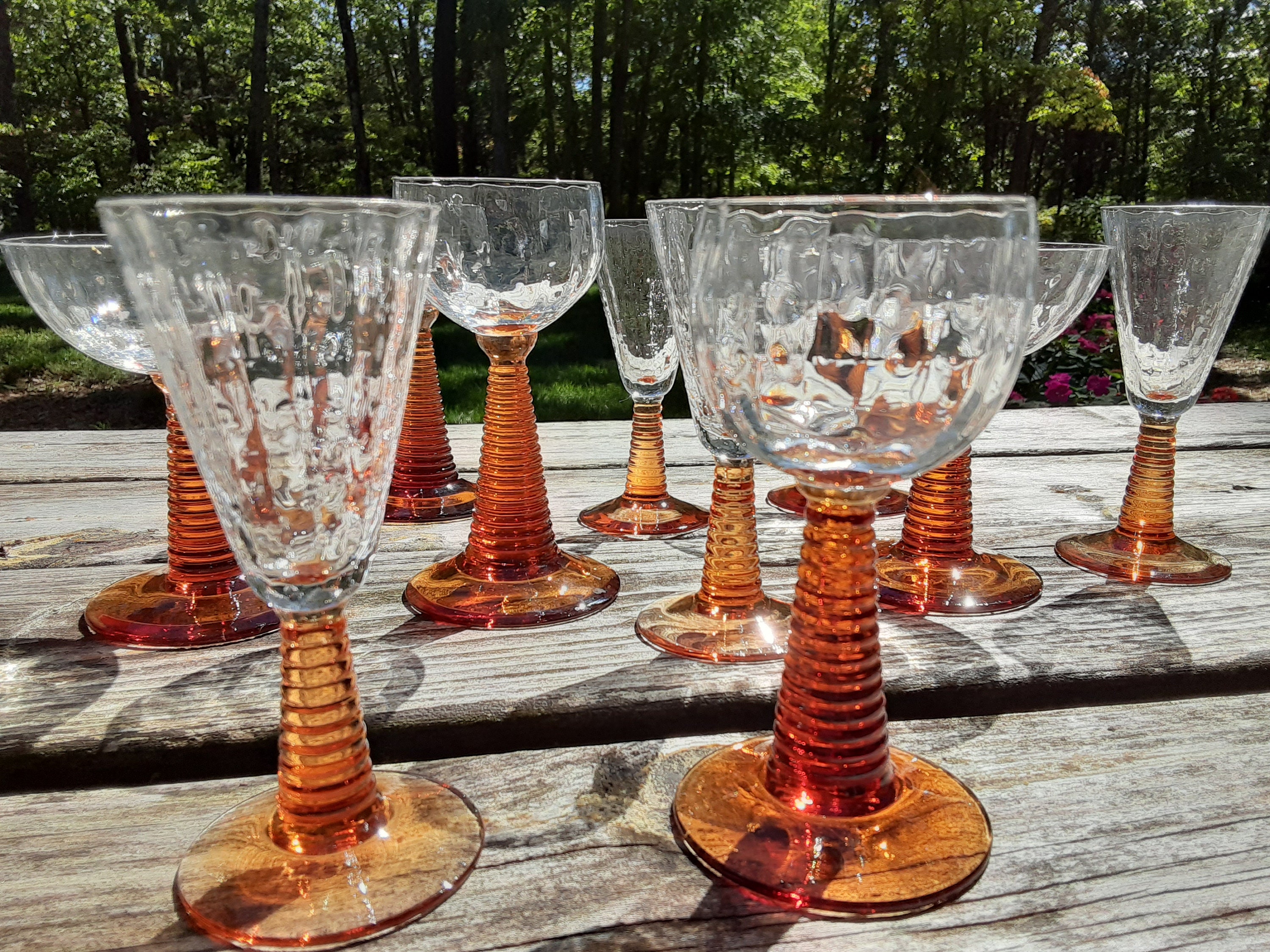 Vintage Wine Glasses Set of 4, 12 oz Glass Drinkware Sets, Ripple Drinkware Embossed Unique Vintage Glasses Drinking, Vertical Line Goblet Glasses