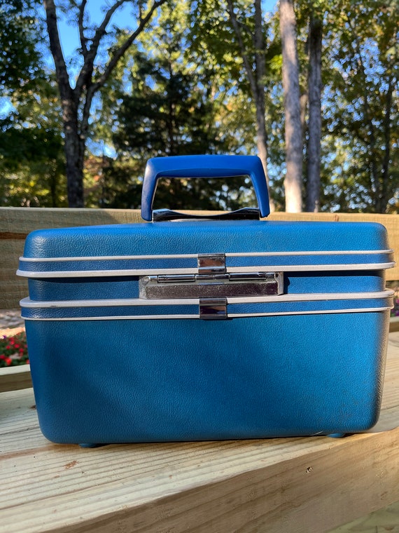 Samsonite Silhouette Train Case Gem