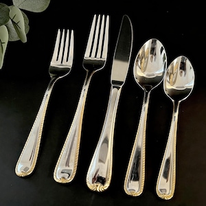 Gorham GOLDEN RIBBON EDGE 18/10 Stainless Flatware, Service for 4