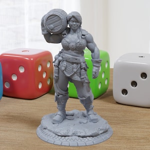 Bianka Barmaid Sexy Pin-Up - Minifiguras impresas en 3D para juegos de mesa en miniatura de fantasía DND, Frostgrave 28 mm / 32 mm / 75 mm