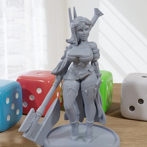 Heavy Glaive Warrior Sexy Female - DnD Miniature | Collectible and Rolepaying Sexy Pin-Up - 32mm - 28mm Scale
