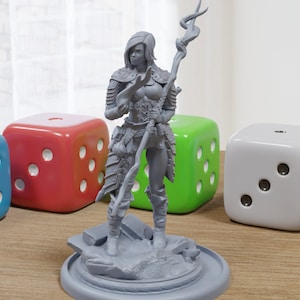 Shainor Sexy Pin-Up - 3D Printed Minifigures for Fantasy Miniature Tabletop Games DND, Frostgrave 28mm / 32mm / 75mm