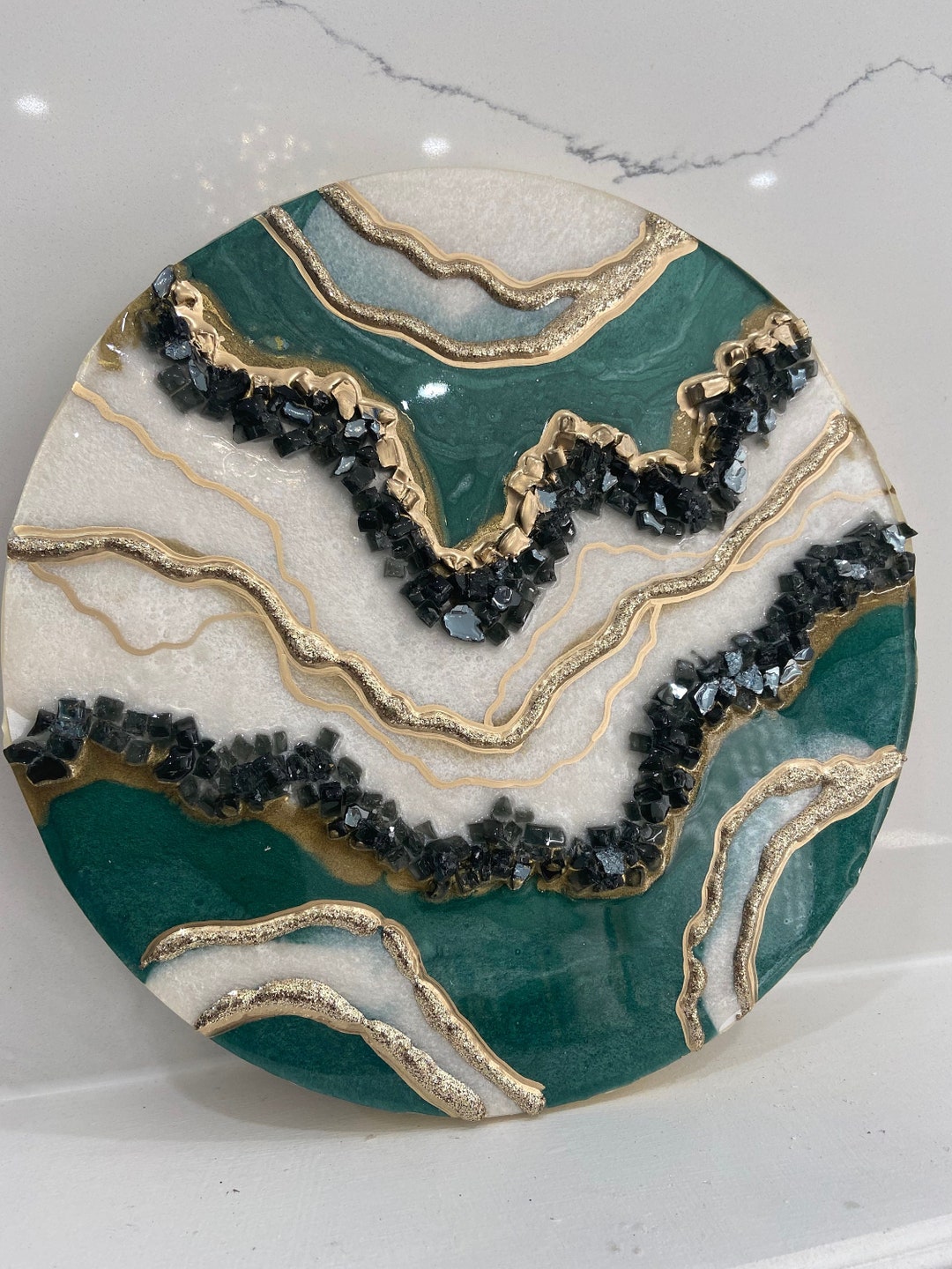Emerald Green Geode Resin Wall Art: Crystal & Gold Decor - Etsy