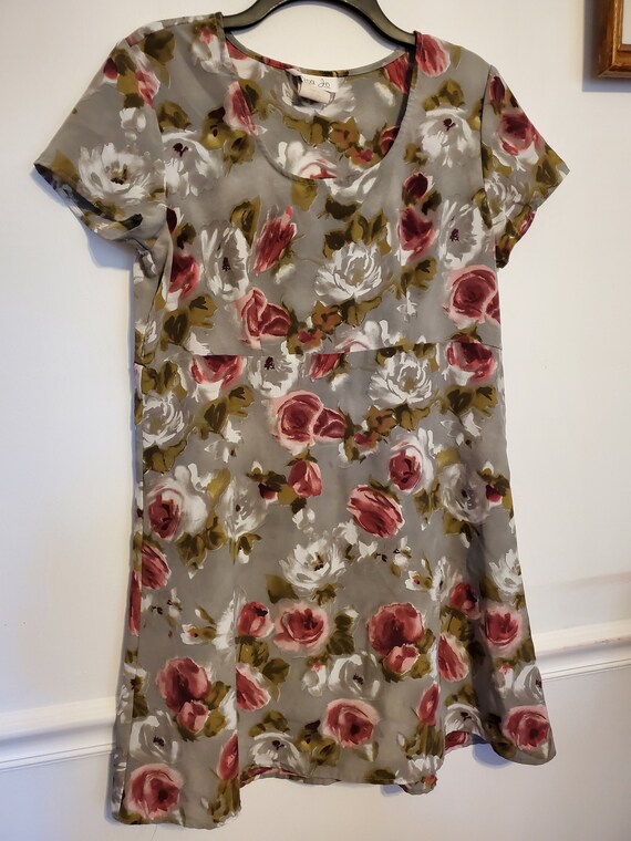 Cute 90s Floral Dress