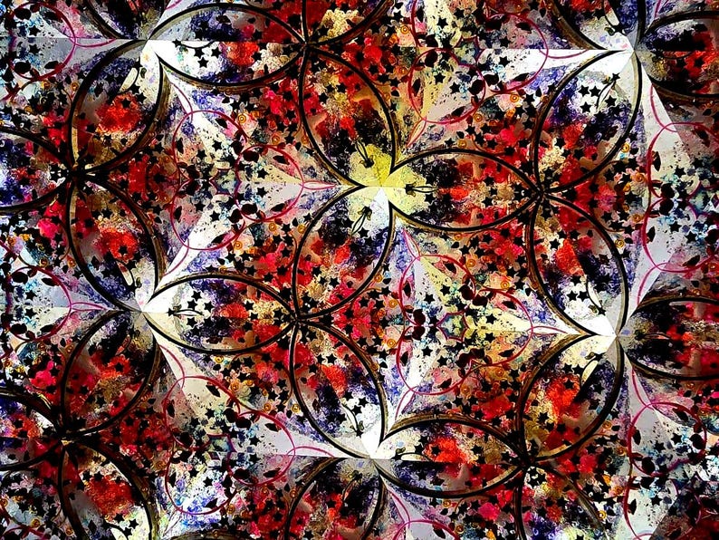 Therapeutic art object used for emotional healing and post-trauma recovery. The steady visual immersion helps reduce anxiety and promote mental calmness.