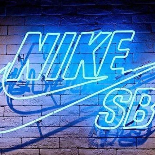 nike sign shoes