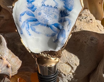 Chinoiserie Blue Crab Oyster Shell Wine Stopper – Hand-Gilded Coastal Bar Accessory