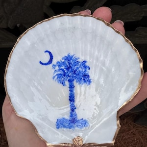 South Carolina state flag palmetto tree and crescent moon scallop shell  Trinket Dish—hand painted