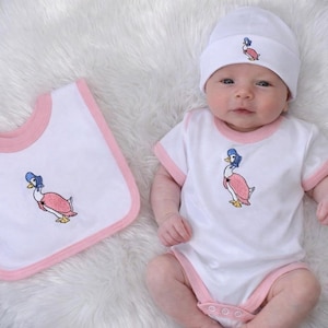 Baby girls embroidered Jemima Puddleduck Newborn 3-Piece Gift Set – Vest, Bib & Hat | Beatrix Potter | Gift |