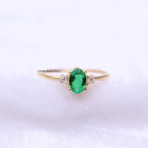 14k Solid Gold Emerald Ring, Diamond Ring, Wedding Rings, Pave Diamond Ring, Wedding Ring Gift For Her, Minimalist Jewelry Gold Ring