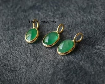 Emerald Oval Charms Pendant, 18k Gold Vermal Minimalist May Birthstone Charm Necklace Gift