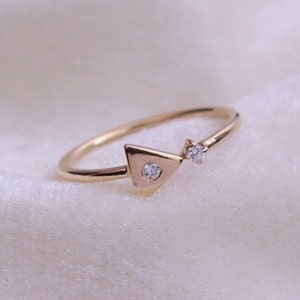 Diamond Gold Band Ring, 14k Gold Arrow Bow Ring, Dainty Diamond Ring, 14K Solid Gold Brilliant Diamond Rin, Minimalist Ring Solitaire Ring