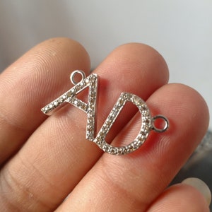 Collar con dijes de oro y diamantes, dijes de letras con diamantes, dije con inicial AD de diamante, inicial de diamante brillante, joyería con letra AD en oro de 14 k