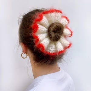 Coletero de mohair de ganchillo White/Bright Red