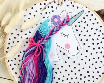 Applikation boho Einhorn mit Wollmähne Aufnäher Button für Schultüte DIY Flicken Patch auf Filz Pferd mit Mähne