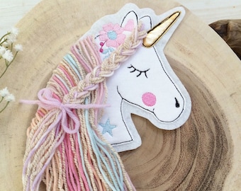 Applikation boho Einhorn mit Wollmähne Aufnäher Button für Schultüte DIY Flicken Patch auf Filz Pferd mit Mähne