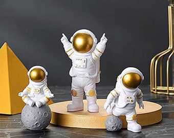UgyDuky 3 Pack Silver Astronaut Cake Toppers Spaceman Birthday Party Cake Decorations Spaceman Desktop Ornament Astronaut Party Gifts Kids Birthday Gift Space Theme Party Favors UgyDuky 3 Pack Silver Astronaut Cake Toppers Spaceman Birthday Party Cake Decorations Spaceman Desktop Ornament Astronaut Party Gifts Kids Birthday Gift Space Theme Party Favors