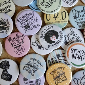 Book Badges, Button Badges, 25mm Badges, Set of Badges, Gifts for Book Lovers, Gifts for Bookworms, Gifts for Librarians, Gifts for Her