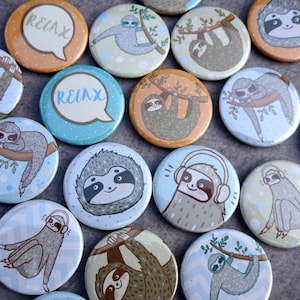 Badges luiaard, 25 mm button-badges, button-badges, schattige luiaard-badges, cartoon luiaard-badges, luiaard-button-badges, set van 4 badges, kinderbadges