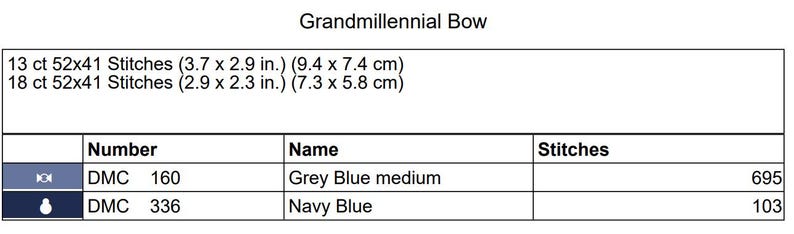 Puede incluir: Un gr&aacute;fico para un proyecto de punto de cruz titulado "Grandmillennial Bow". Incluye recuentos de puntadas, medidas en cm y pulgadas, y una clave de color con n&uacute;meros DMC, nombres y recuentos de puntadas para Grey Blue medium y Navy Blue.