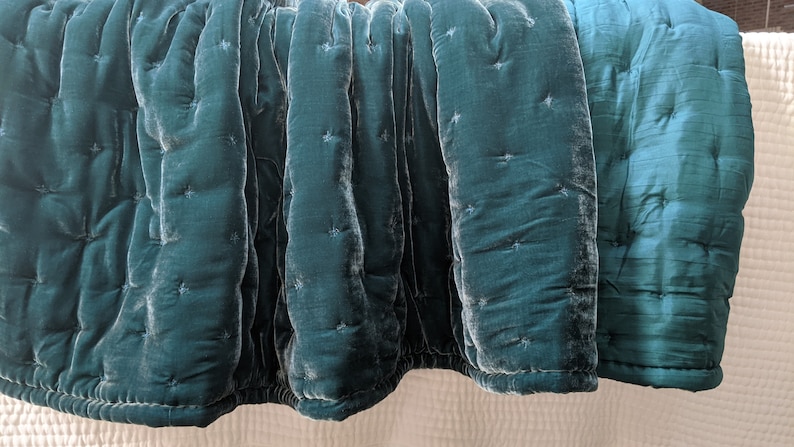 Blue grey Silk velvet throw, Natural Silk Velvet Quilted Blanket,Soft Duvet, Quilted Bedspread, Hand-stitched Throw, bed runner image 4