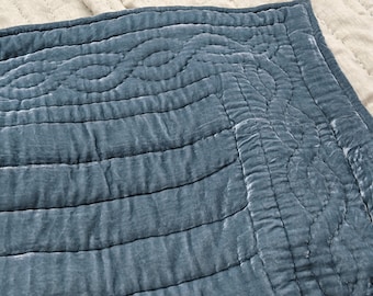 Sky blue Silk velvet throw, Natural Silk Velvet Quilted Blanket,Soft Duvet, Quilted Bedspread, Hand-stitched Throw,  bed runner