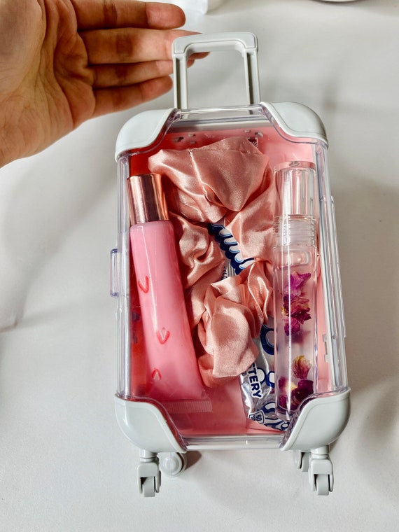 mini lip gloss suitcase